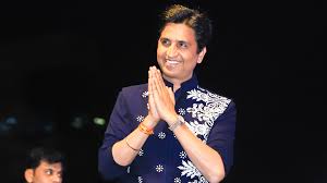 Kumar Vishwas famous poetry